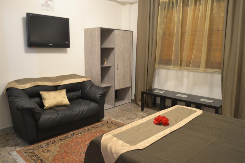 B&B Dolce Luna Таранто Экстерьер фото